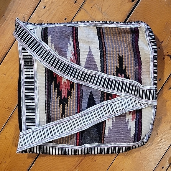 Unisex Handcrafted Ecuador Tote Bag - Picture 1 of 4